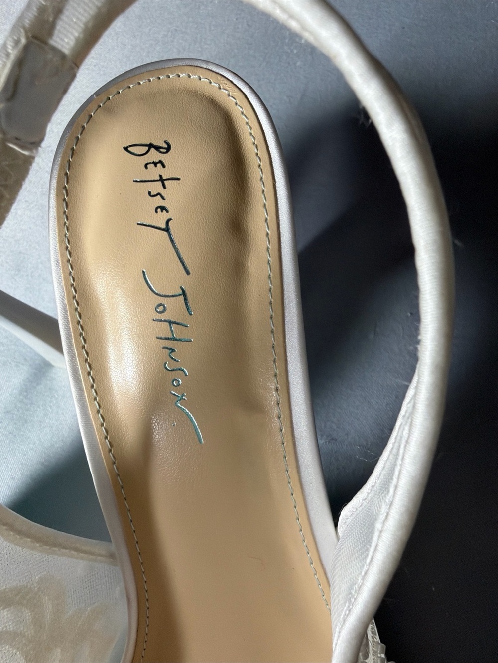 Betsey Johnson Ivory Beaded Embroidered Pointed Slingback Heels - Picture 5 of 11
